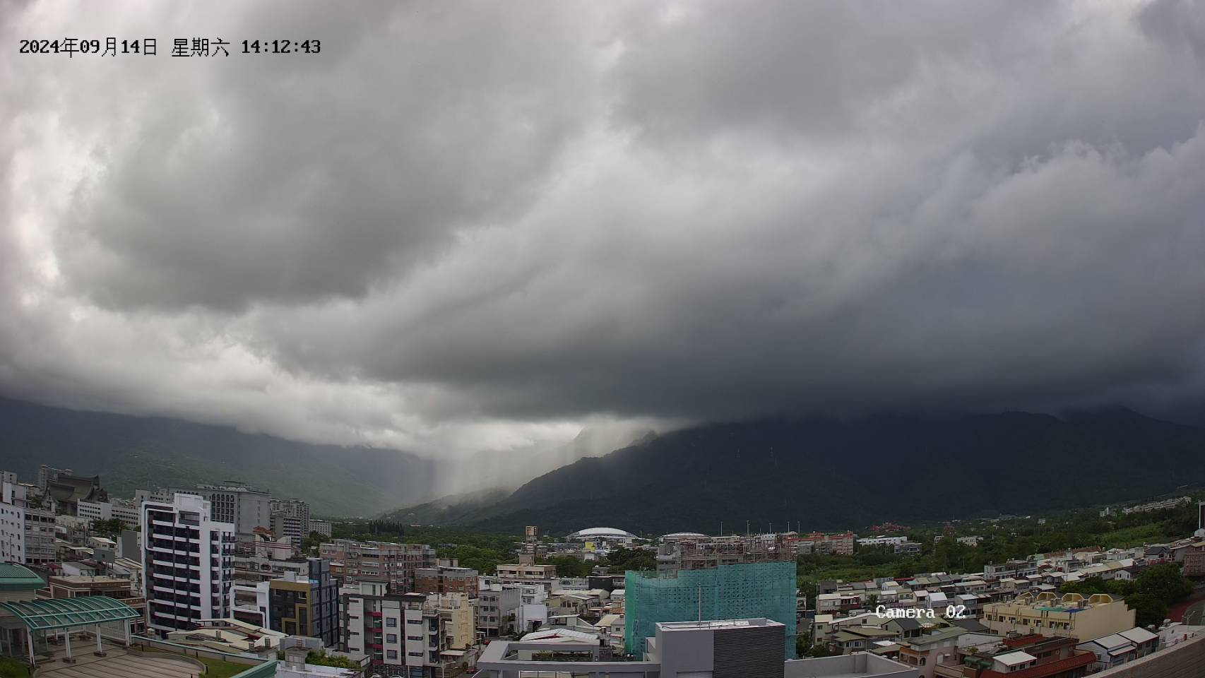山、城、雲、雨幕,一次到位