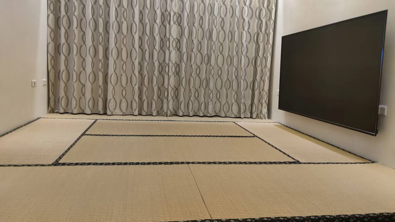 【圖|我家裡的榻榻米,小很多】