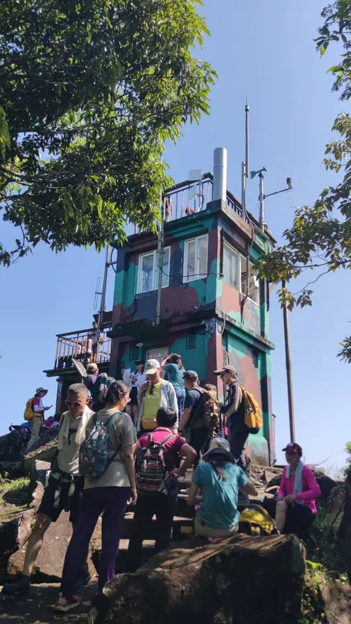 終點建築真的就在眼前。
