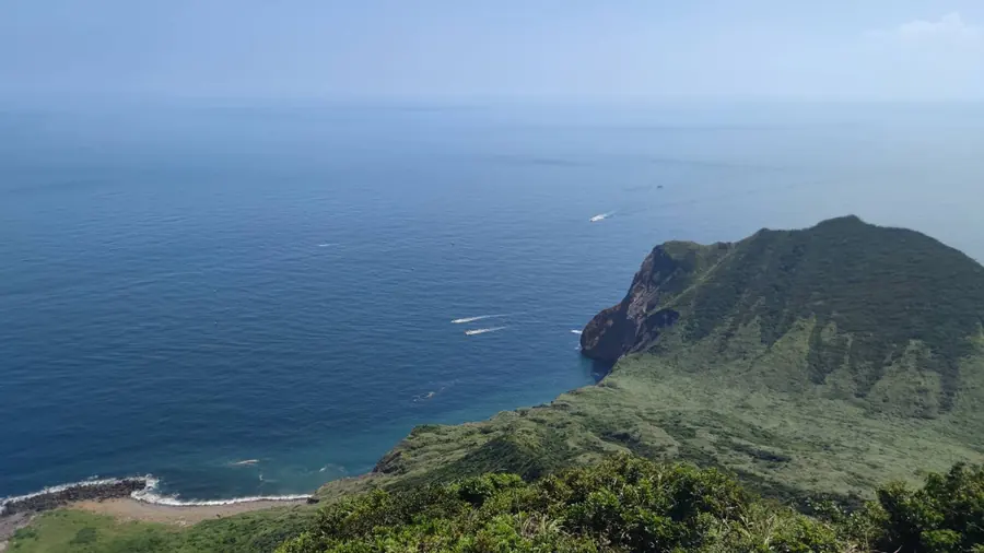 從不同方向看出去,每一個角度都像另一張明信片。