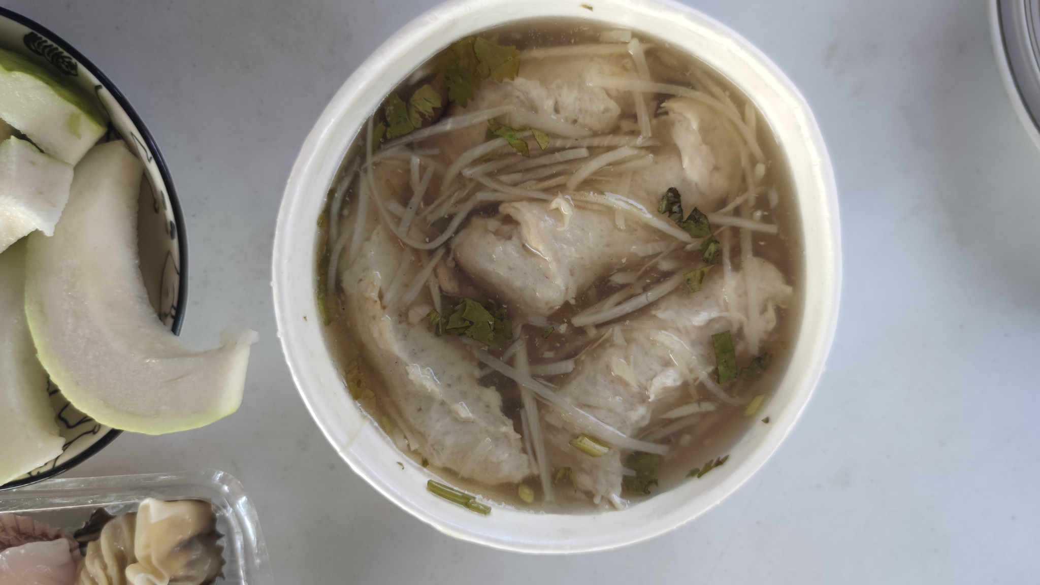 魚皮、魚肉都好吃,名字沒記住,味道倒是記住了。